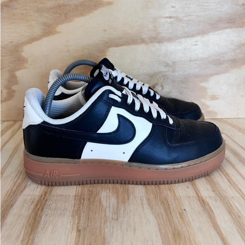 Nike - Air Force 1 - Sneakers - Black/White - Women's - 8 - AQ3778-991